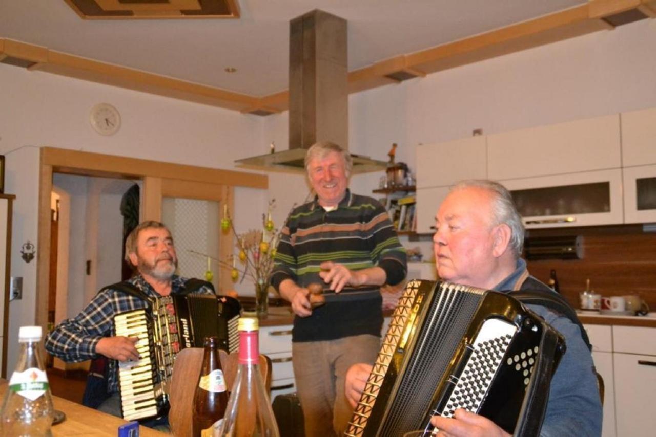 Erlebnispension Zum Wanderer Sepp Arnbruck Esterno foto